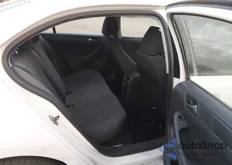 2012 Volkswagen Jetta 2.0L S z USA, uszkodzony, nr VIN 3VW2K7AJ7CM337461